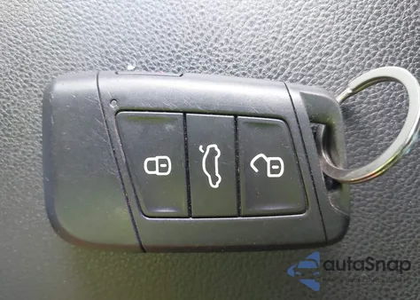 2019 Volkswagen Jetta 1.4T R-Line/1.4T S/1.4T Se z USA, uszkodzony, nr VIN 3VWC57BU7KM155407